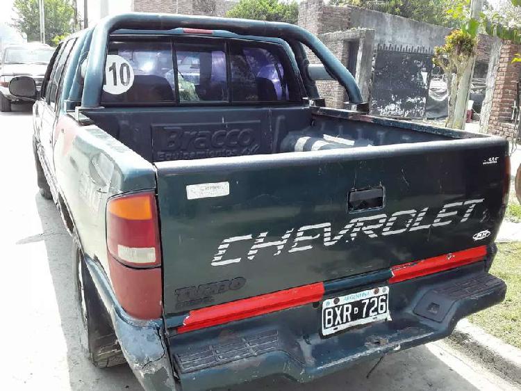 Vendo Chevrolet S10 doble cabina urgente recibo de llamada o