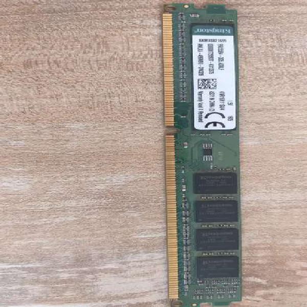 Memoria Ram 4GB DDR3 1600Mhz Kingston y otra Crucial