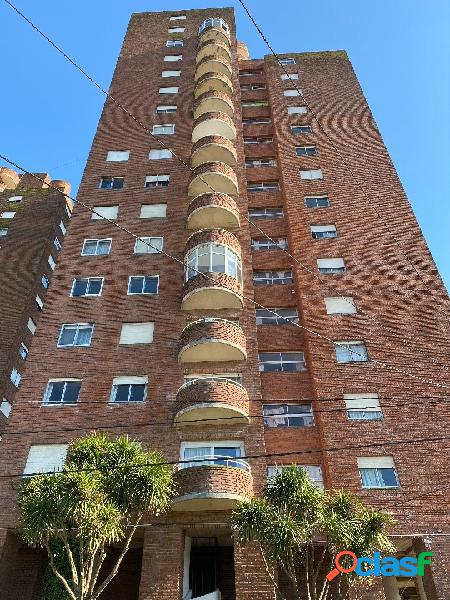 DEPARTAMENTO 4 AMBIENTES CON BALCON