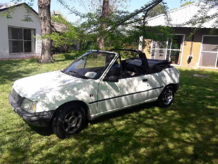 Cupe convertible peugeot 205 pininfarina