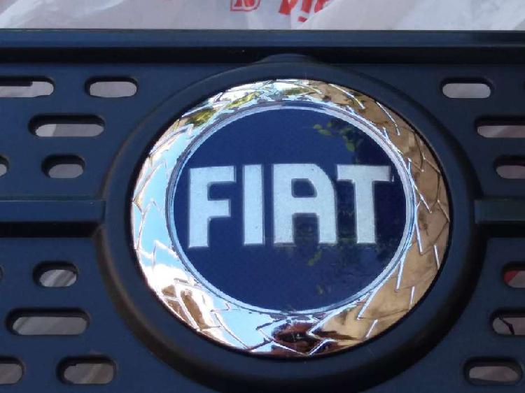 Parrilla Rejilla Fiat Fiorino con insignia