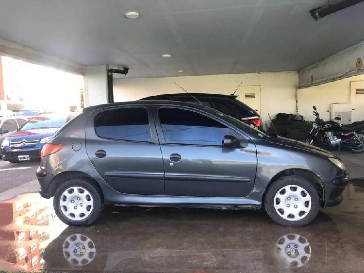 VENDO PEUGEOT 206 2012 ALLURE 1.4