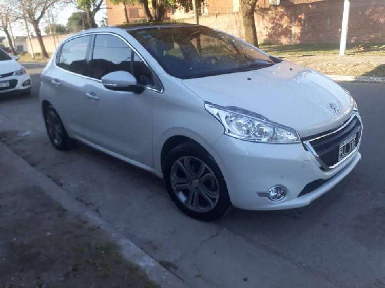 peugeot 208 pack cuir 2016 impecable! 30000 km