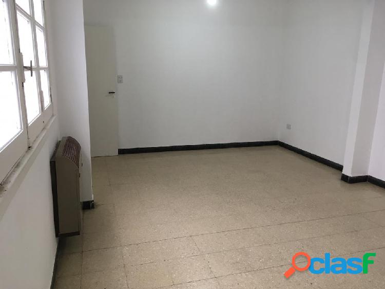 ALQUILER | DEPARTAMENTO | 3 AMB + BAULERA | ZONA CENTRO