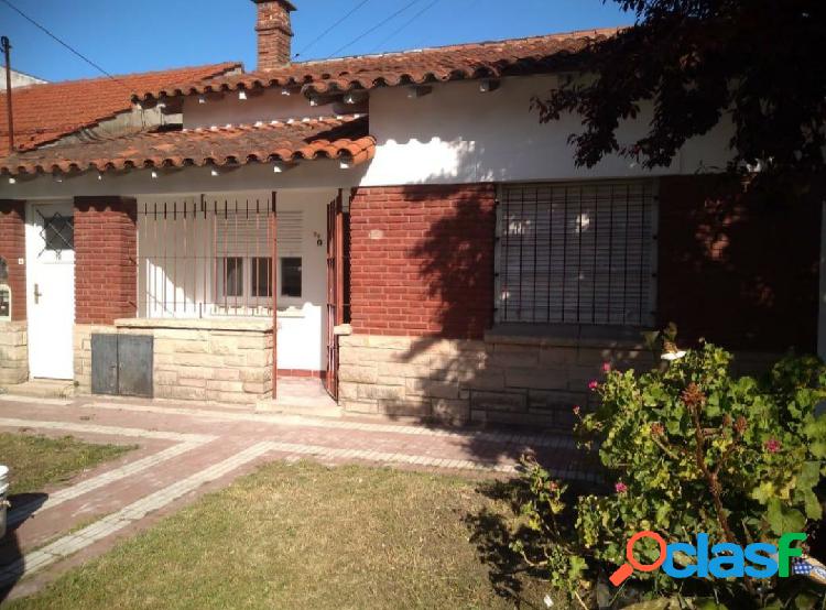 Chalet en Ph al frente. Zona: Juan B Justo y Florencio