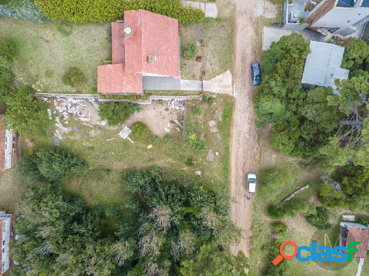 Lote Multifamiliar Venta c/ proyecto 9 departamentos -