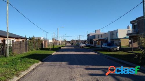 VENDO TERRENO EN ROLDAN - BARRIO LAS ACEQUIAS - ESCRITURADO