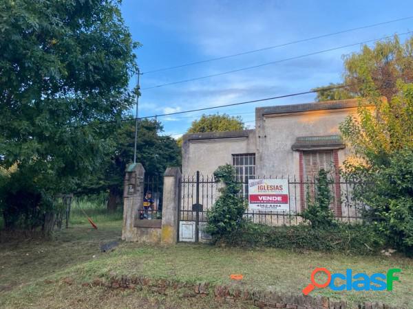 VENTA ! AMPLIO LOTE CON CASA ANTIGUA!