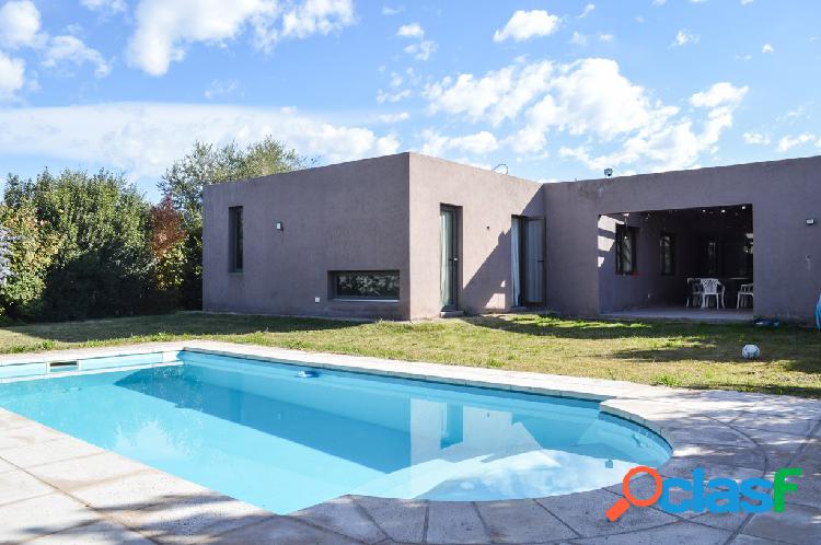 Casa en barrio Rincón de Terrada