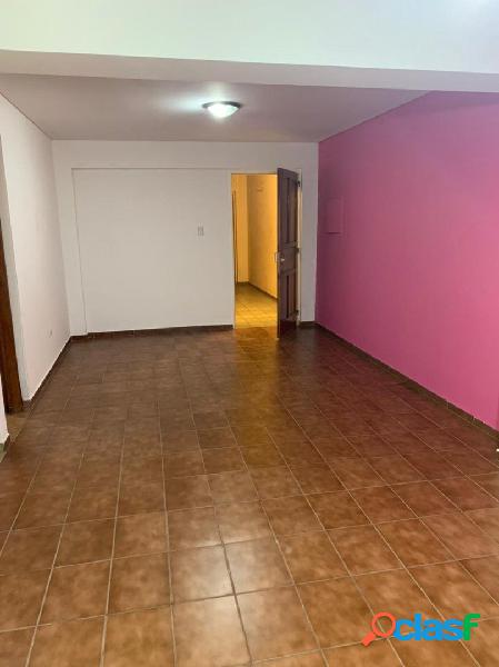 INMOBILIARIA ZENOFF ALQUILA DEPARTAMENTO DE 2 DORMITORIOS