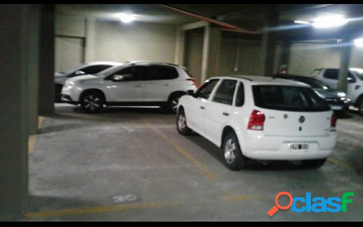 SE VENDE COCHERA DOBLE EN EDIFICIO ABASTO! ACEPTA TERRENO O