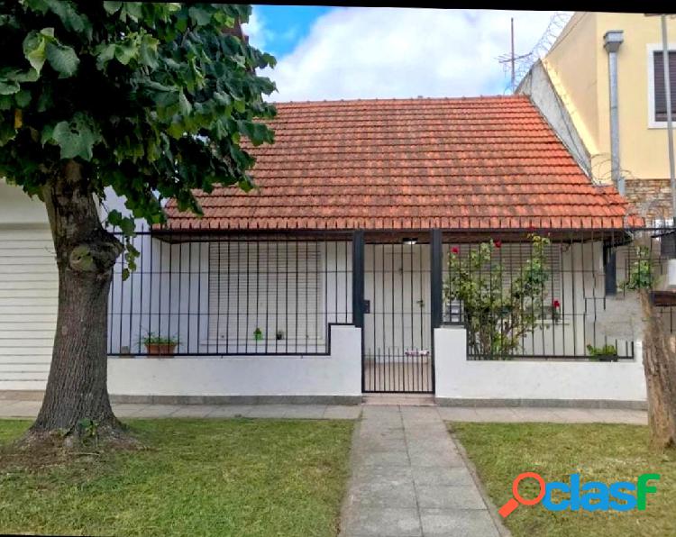 VENTA- CASA 4 AMBIENTES- MAR DEL PLATA