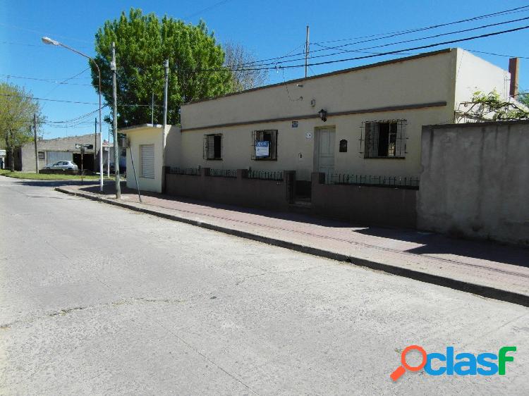 Casa con Local en Madariaga