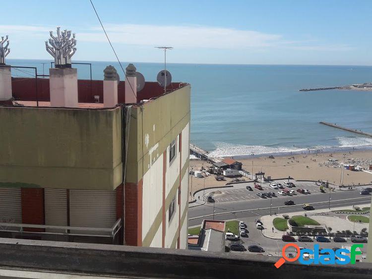 DEPARTAMENTO DE 2 AMBIENTES CON BALCÓN Y VISTA AL MAR