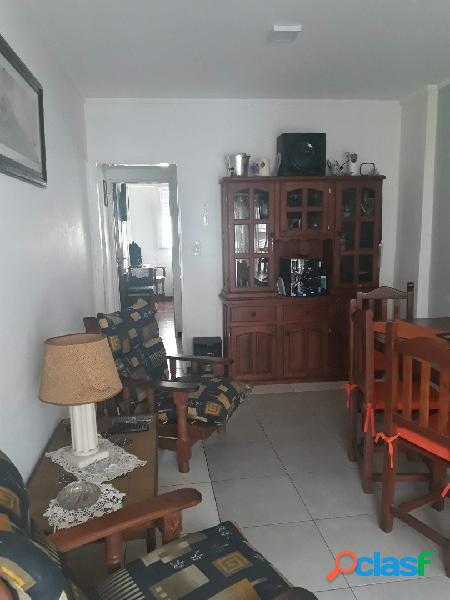 Depto 2 ambientes con dependencia en venta