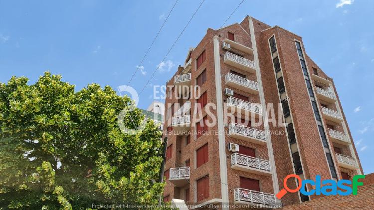 Excelente departamento de 4 ambientes en Zona Centro