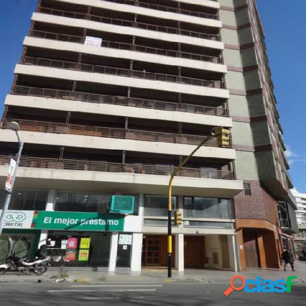 OFICINA CON VIVIENDA 90 M2. EXTERNO - CENTRO