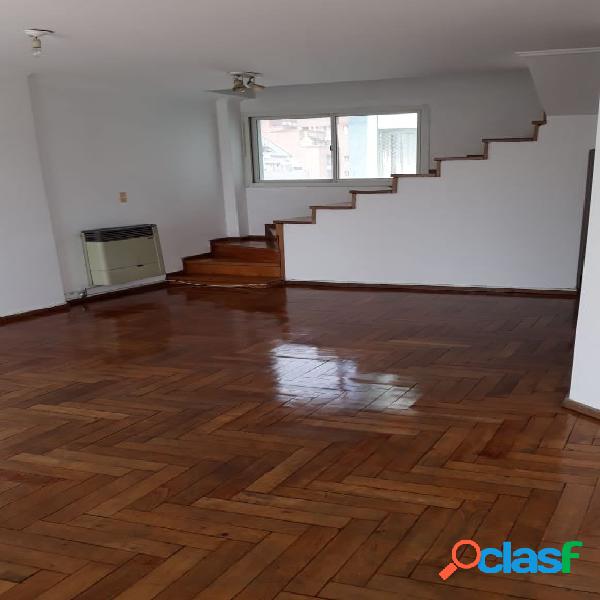 VENDEMOS HERMOSO DUPLEX 3 DORMITORIOS CON RENTA