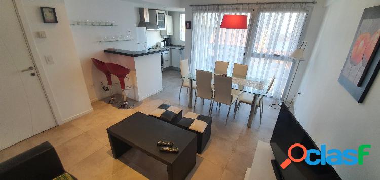 Venta Departamento 3 Ambientes Moderno Amoblado Cochera Zona