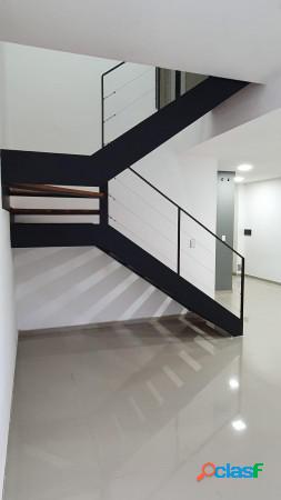 Se vende duplex tres dormitorios en DOCTA primera etapa