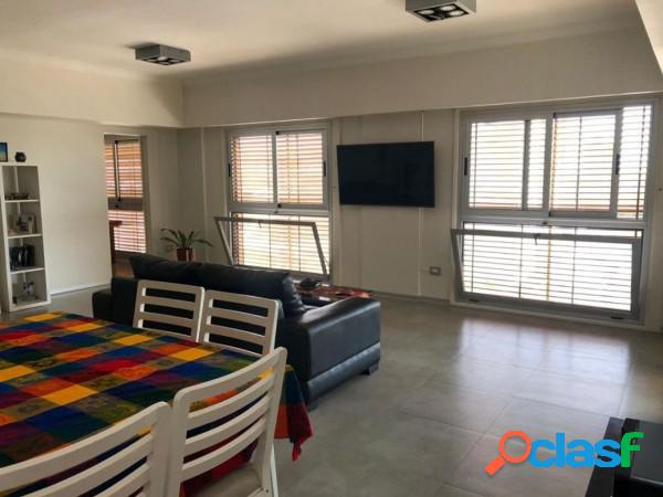 VENTA: Impresionante Piso en Bernal Centro