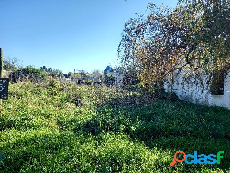 Lote en barrio 2 de Abril