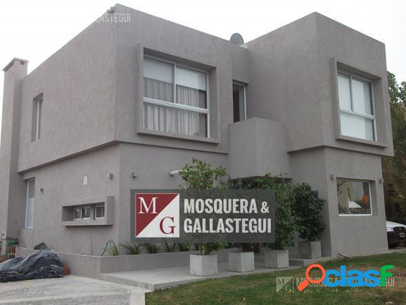 Mosquera y Gallastegui - Casa en la península en Santa