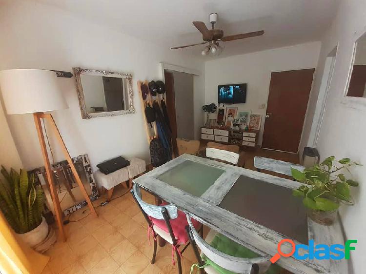 VENDO DEPARTAMENTO DE 1 DORMITORIO CON COCHERA INCLUIDA