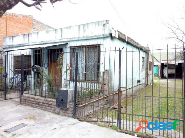 Casa con departamento en Torcuato