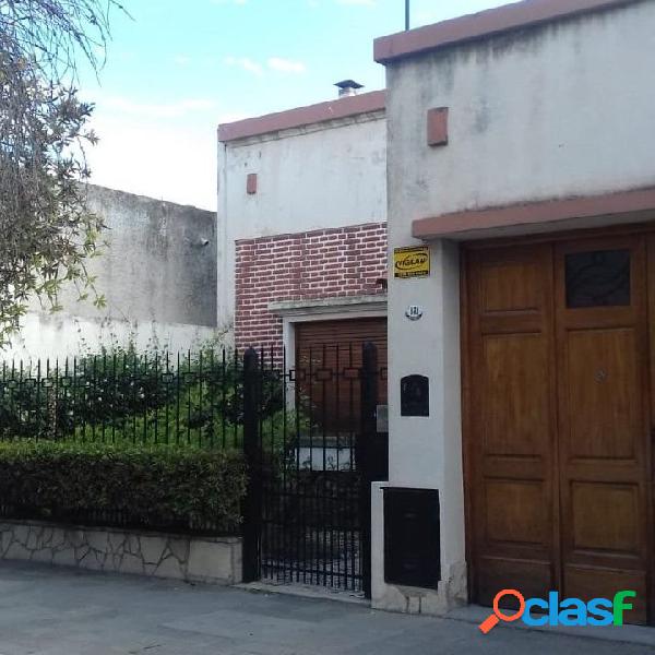 Casa en Venta en Berutti 800