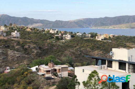 VENTA INCREIBLE PROPIEDAD CON VISTA AL LAGO