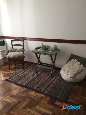 Venta de departamento 2 ambientes CON DEPENDENCIA!!