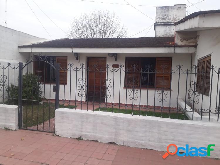 Se vende casa en Barrio Los Platanos