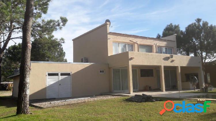 CASA EN VENTA EN LA HERRADURA PINAMAR