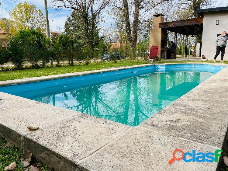 VENTA HERMOSA CASA EN ROLDAN EXCELENTE PATIO CON PILETA Y