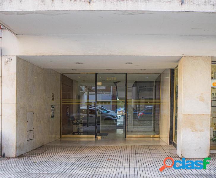 Excelente 4 ambientes.- SUPER OPORTUNIDAD.- VENTA