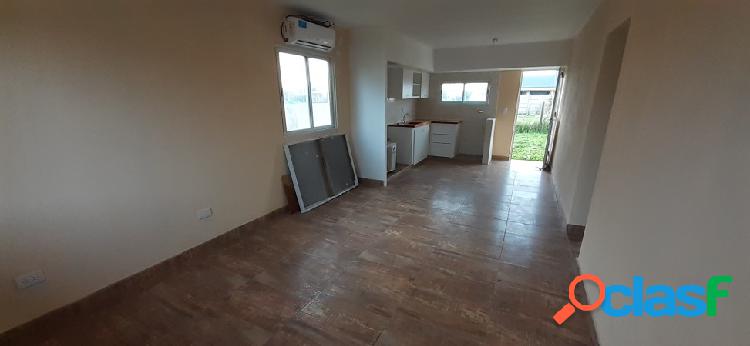 Venta casa 3 ambientes Santa Elena A ESTRENAR!!!