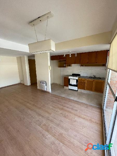 VENDO DEPARTAMENTO 1 DORMITORIO CON BALCON - BARRIO MARTIN