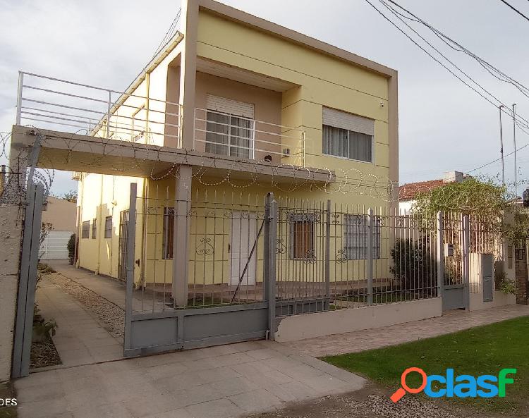 Casa 3 amb planta baja y casa 3 amb planta alta