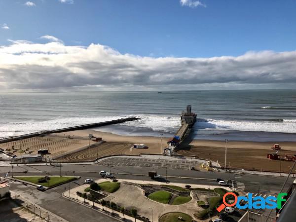 Venta departamento 4 ambientes con vista al mar. RECICLADO A