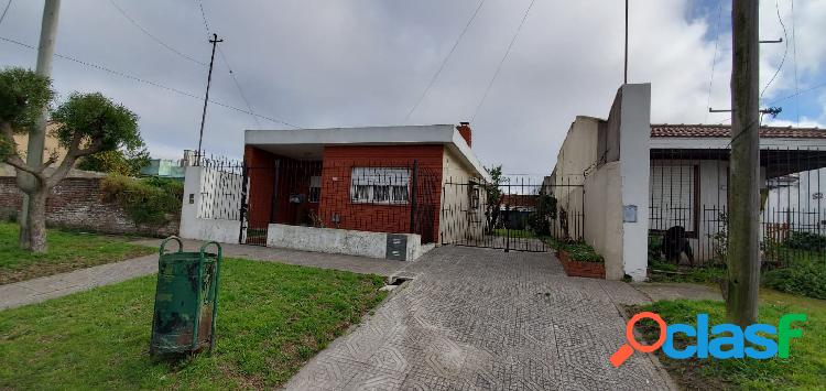 Casa 4 ambientes en Roque Saenz Peña y Arana y Goiri