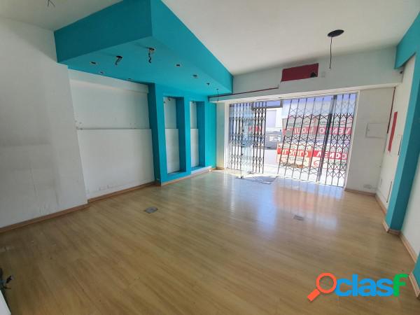 ALQUILO LOCAL COMERCIAL EN CALLE BUENOS AIRES $28.000.-