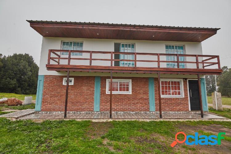 CASA EN VENTA LOS ACANTILADOS