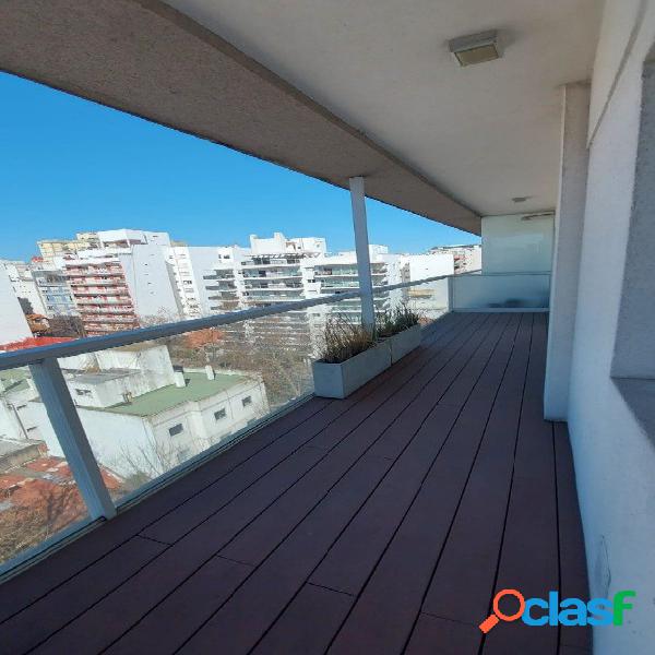 SANTIAGO DEL ESTERO 2400 - SEMIPISO 3 AMBIENTES A LA CALLE
