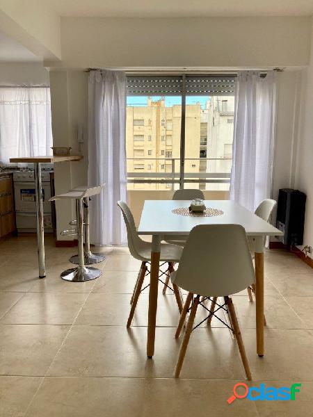 hermoso departamento de 1 ambiente con balcon totalmente