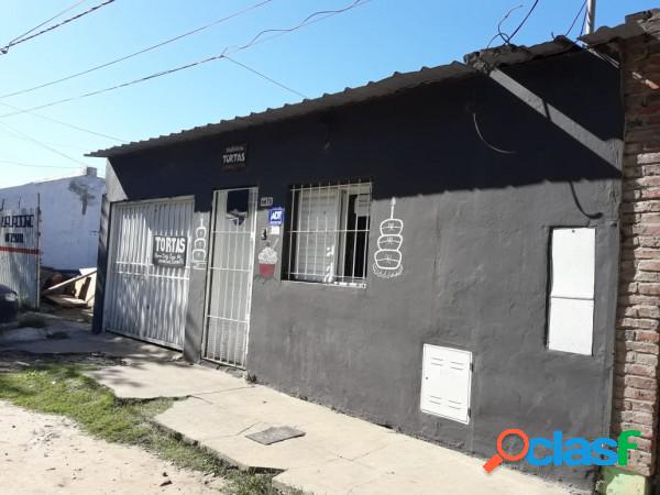 CASA EN VENTA A MTS. DE AV. PEÑALOZA