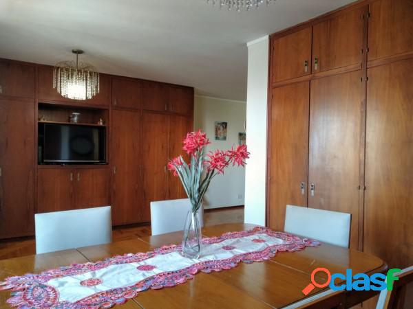 DEPARTAMENTO EN VENTA AL FRENTE CON COCHERA