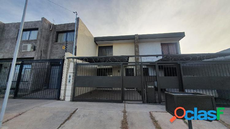 Amplio Duplex a la venta en Carrodilla a mts de Paso