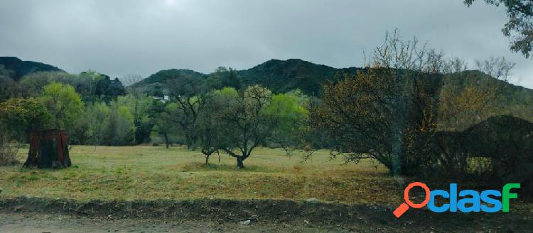 CASA CON PILETA A 50M DEL RIO