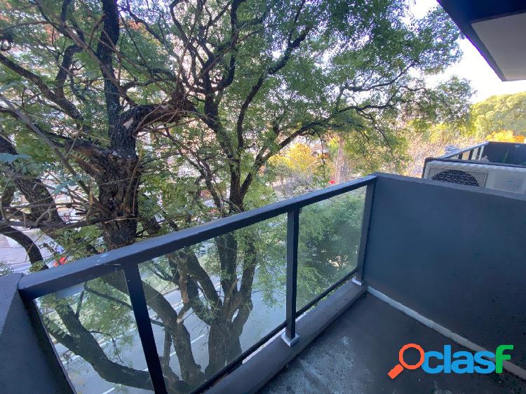 DEPARTAMENTO MONOAMBIENTE CON BALCON AL FRENTE ZONA FACULTAD